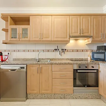 Апартаменты Sunset With 2 Bedrooms Адехе
